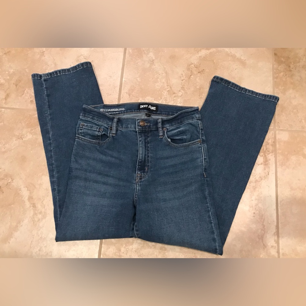 DKNY RETRO WILLIAMSBURG HIGH RISE FLARE BLUE JEANS - SIZE 4/27